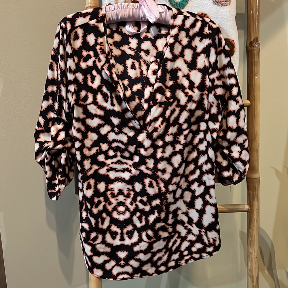 Collective concepts leopard print blouse
